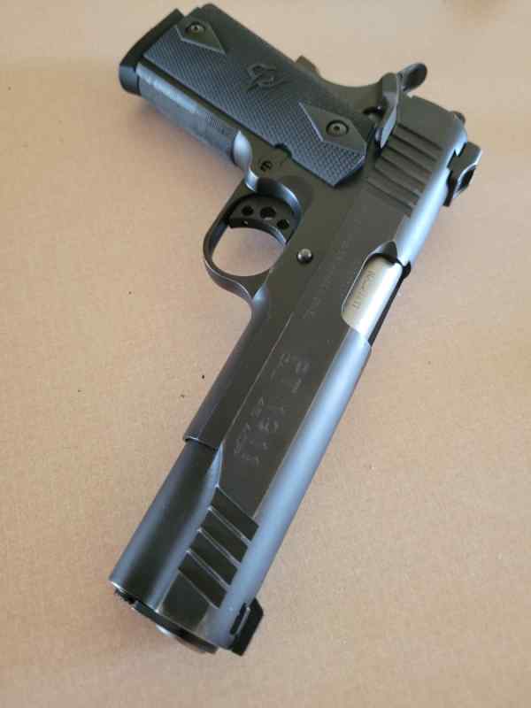 Taurus PT1911 45acp
